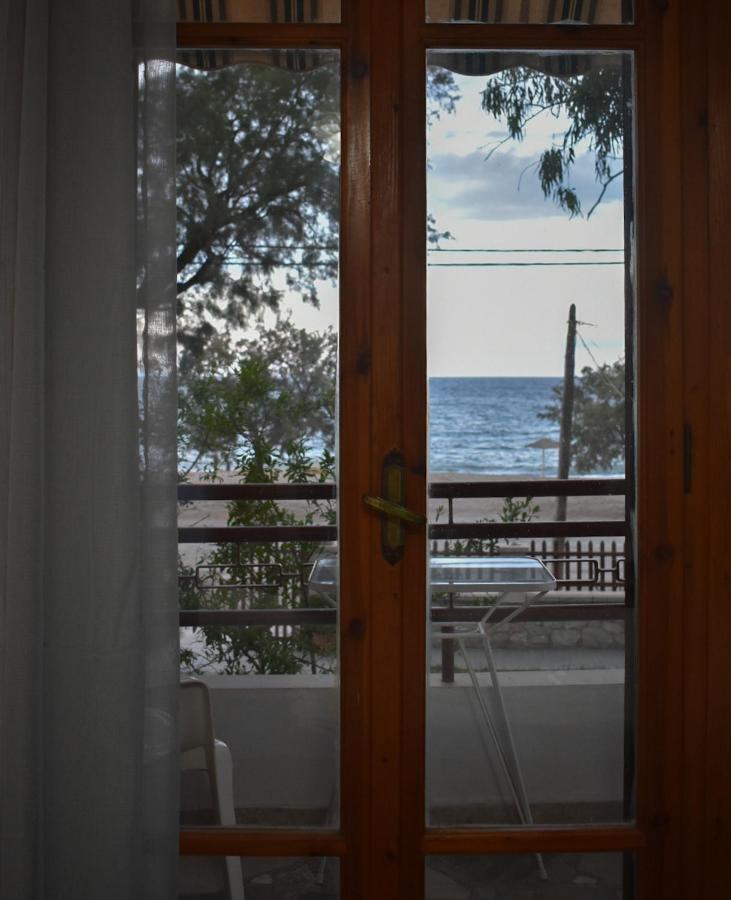 Διαμερίσματα Ποσειδών Γύθειο Δωμάτιο φωτογραφία